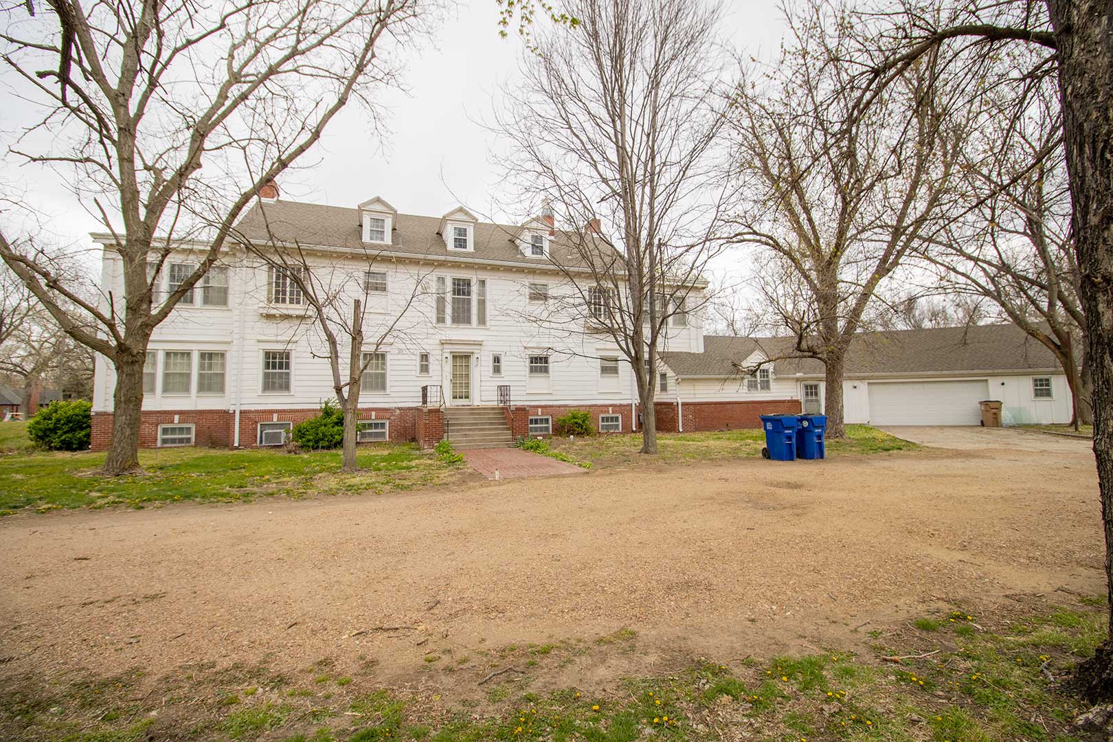 65 Willowbrook Rd, HUTCHINSON, KS 67502 McCurdy Real Estate & Auction