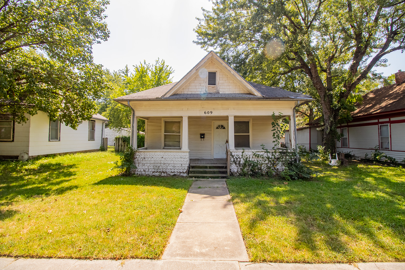 609 E. 13th St., WINFIELD, KS 67156 McCurdy Real Estate & Auction